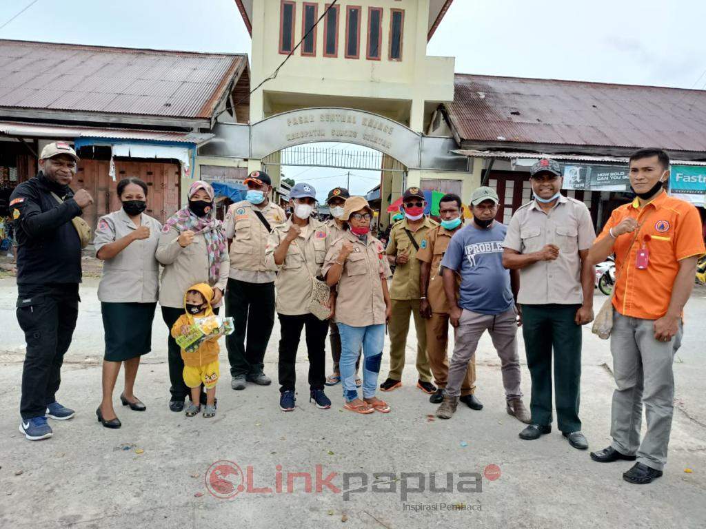 Gerakan Ayo Pakai Masker ” Hello Masker” di Kabupaten Sorong Selatan