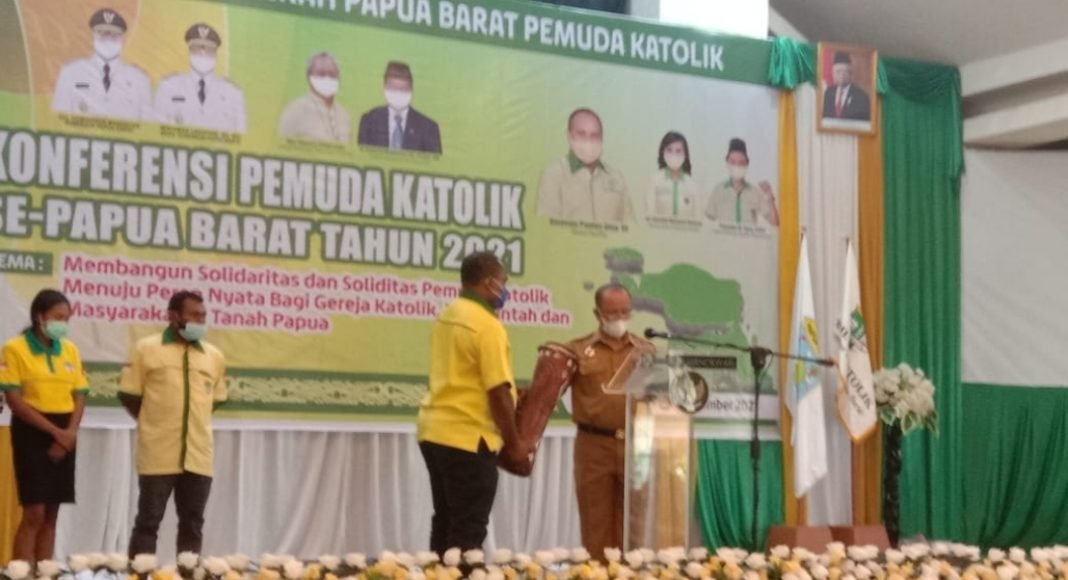 Pemuda Katolik Papua Barat. Pemuda Katolik Papua Barat.