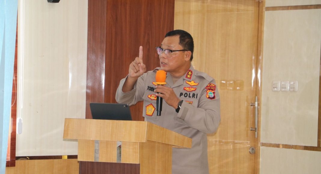 Kapolda Papua Barat Irjen Pol Tornagogo Sihombing