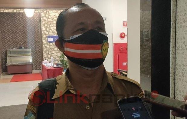 kepala dinas kesehatan parorongan otto