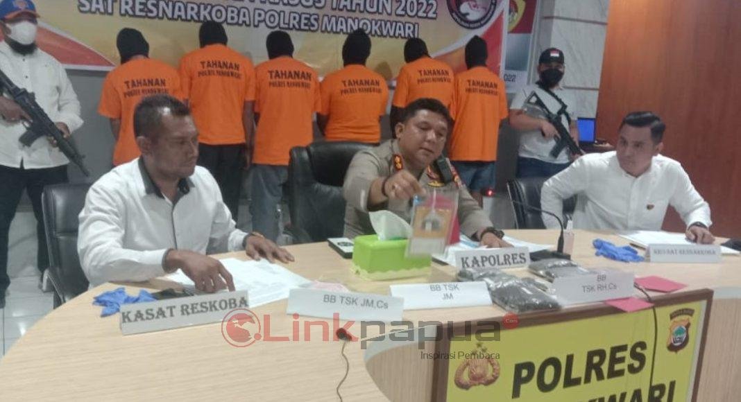 ganja polres manokwari