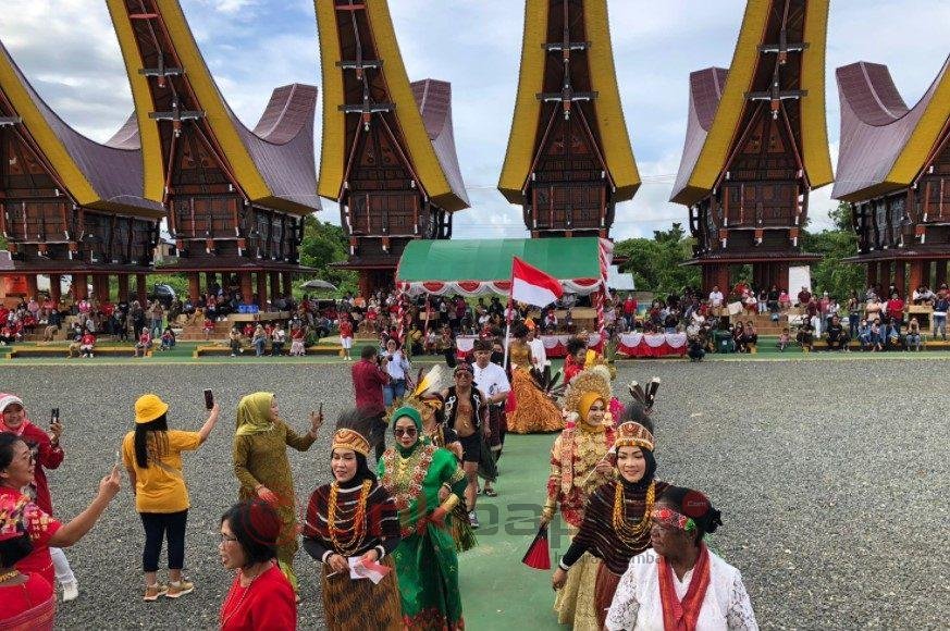 lomba toraja