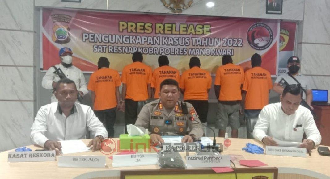 rilis pers polres manokwari