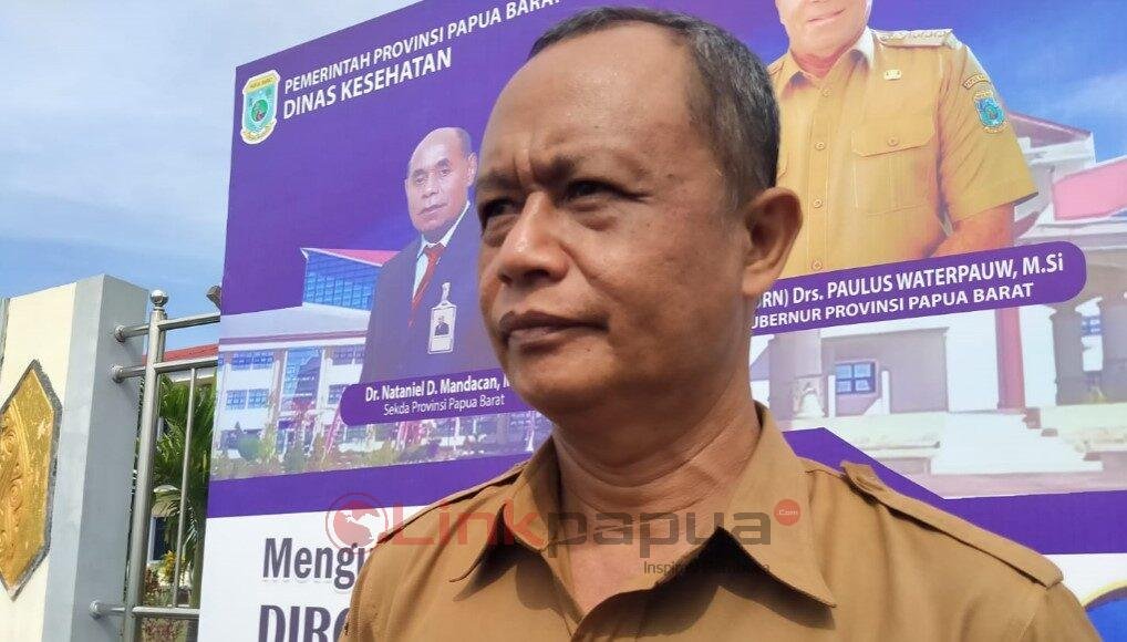 otto parorongan kepala dinas kesehatan papua barat
