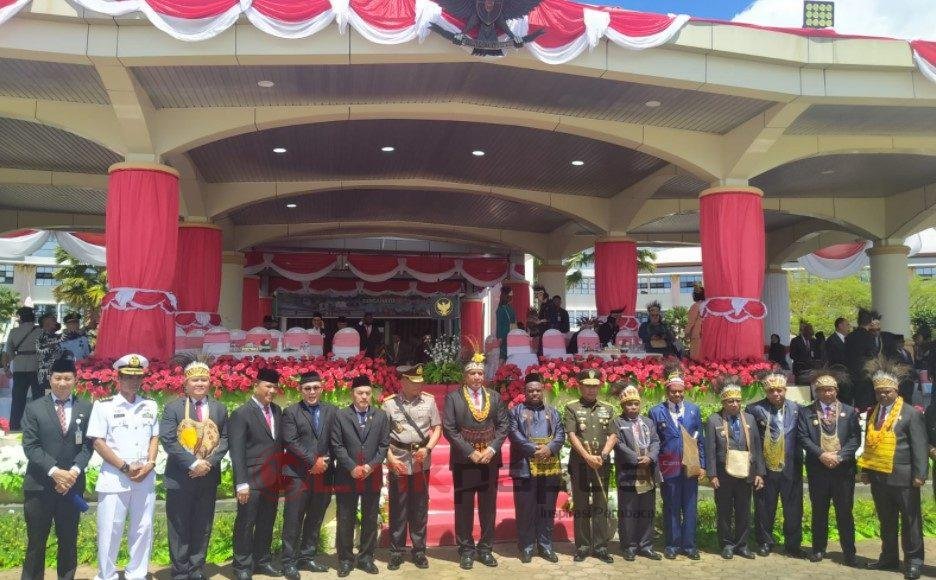 upacara hut papua barat