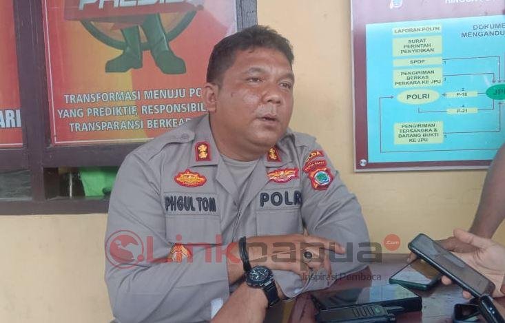 gultom kapolres manokwari