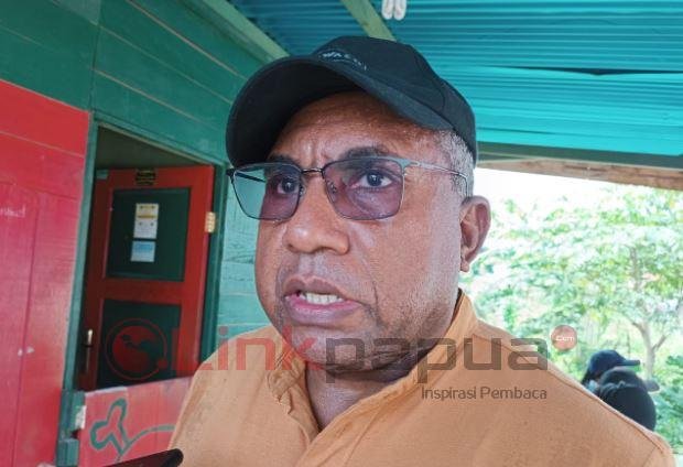 kepala dinas pendidikan pb