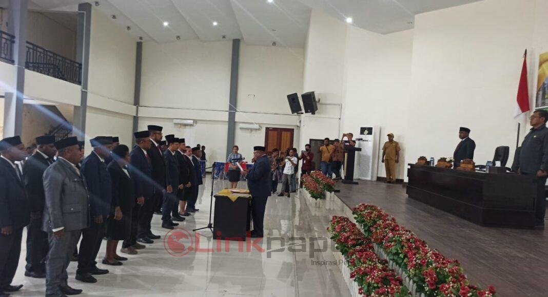 E844B67C-6074-4405-A571-AC2AED8F4C52