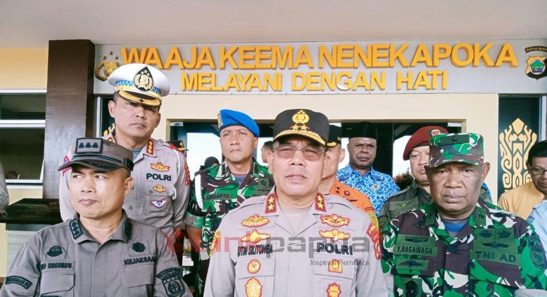 86BB31A2-4D84-47FC-ABDE-BA69141BDB9D