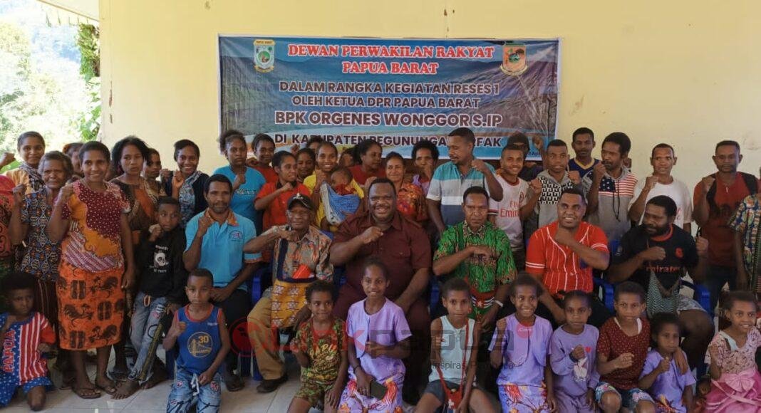 FDD4543A-CA9F-44DE-814F-333D4B09FD24