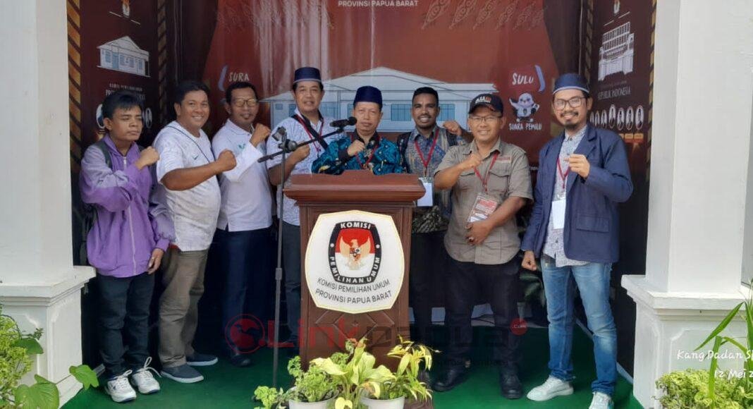 4996CCF0-6311-41FE-A9DC-989FB5D938E7