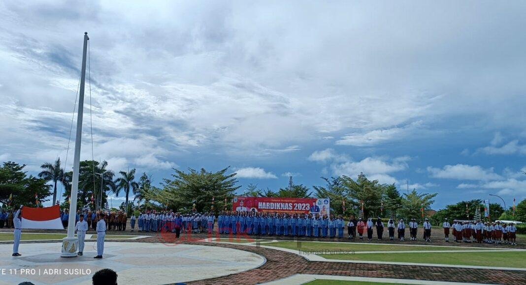 8336B48C-F8BF-443C-9DCE-E2A53A892E6F