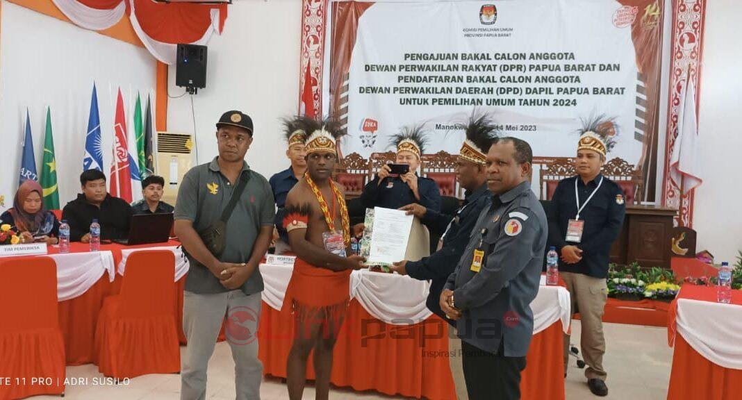 A6370931-078B-49C4-A7B8-FD8254A192A3