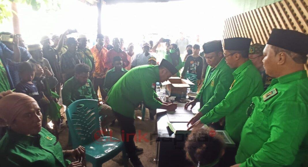 C305E29F-3687-42E9-9FAA-2752E2FE93F6