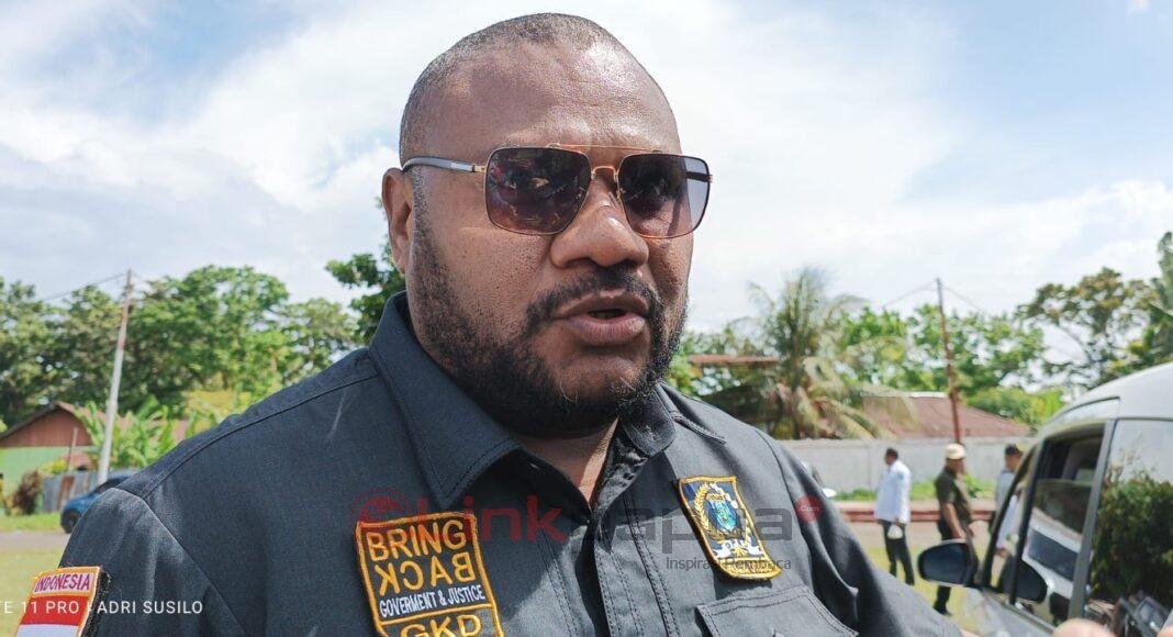 C8FD27E9-3744-4B06-86E9-10AA28CB6CF3