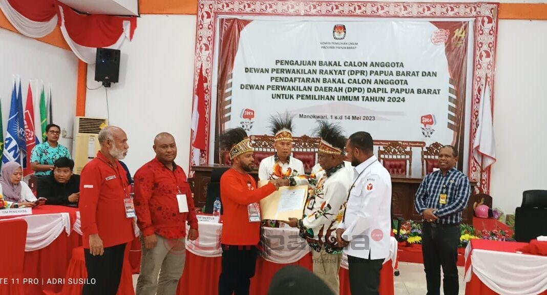 F2A10CDE-18E9-42CD-8C88-577092224B4B