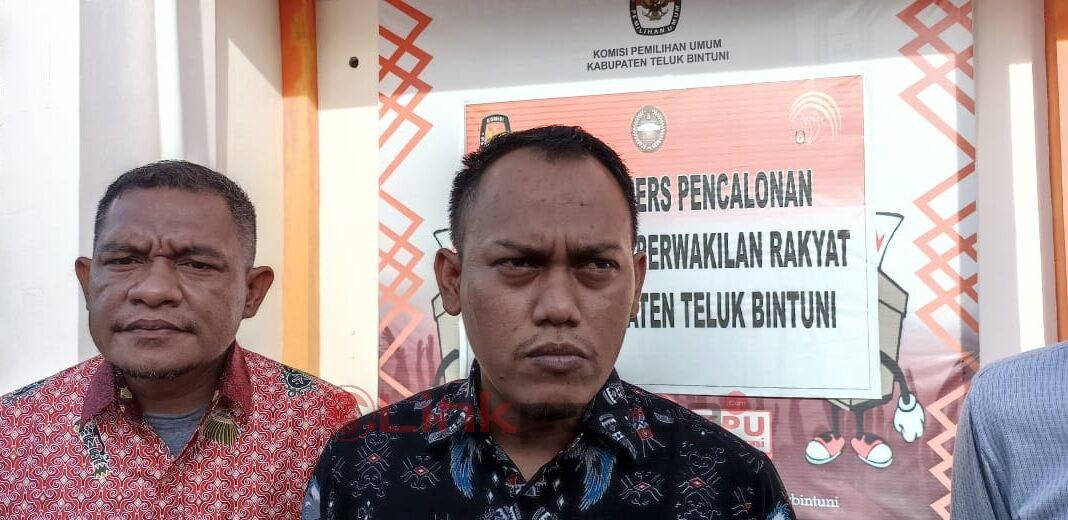 F4219A48-4562-4A74-BA99-F5EC1CEBADB6