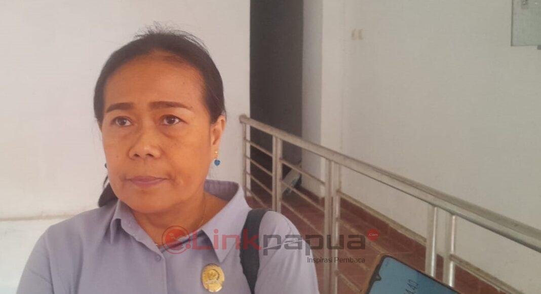 Ketua Komisi A DPRD Kabupaten Manokwari Orpa Tandiseno