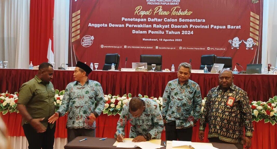 0AD048AE-228C-4A05-B485-D68C5D1812E8