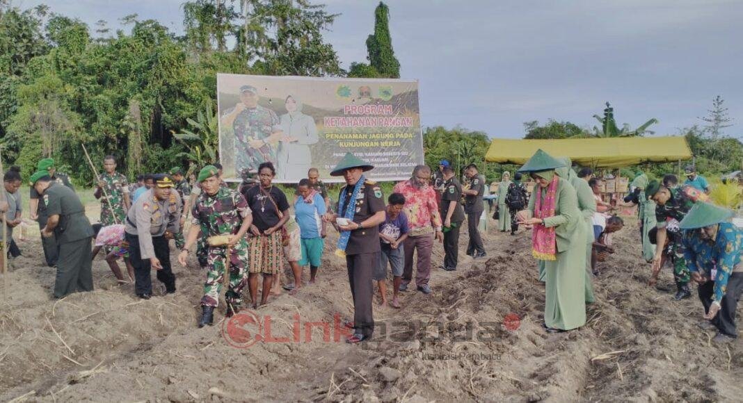 4E8CBB53-7311-467D-9C02-BD1873BA7BC7