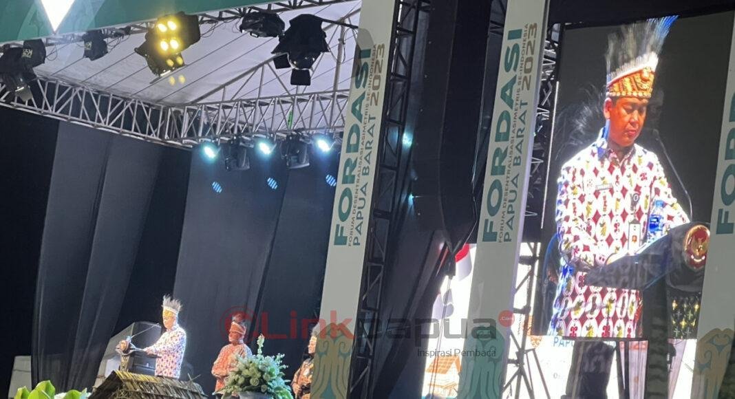 695C3A1D-7025-492D-80B9-F504E3DE8FB9