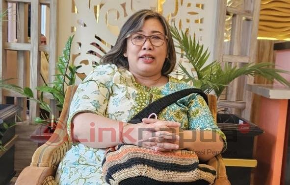 7ADB5B7A-2735-48A0-925A-072600CA9715