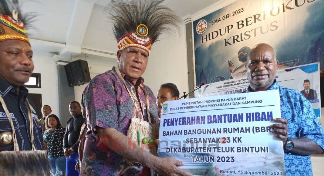 A9444144-F1D0-405D-A06B-8BE9A547B7AD