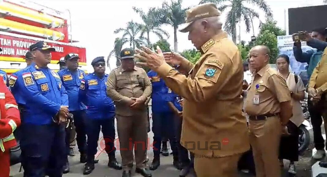 F96E84FE-CD5A-41E8-9A01-658FDE8D5D0A