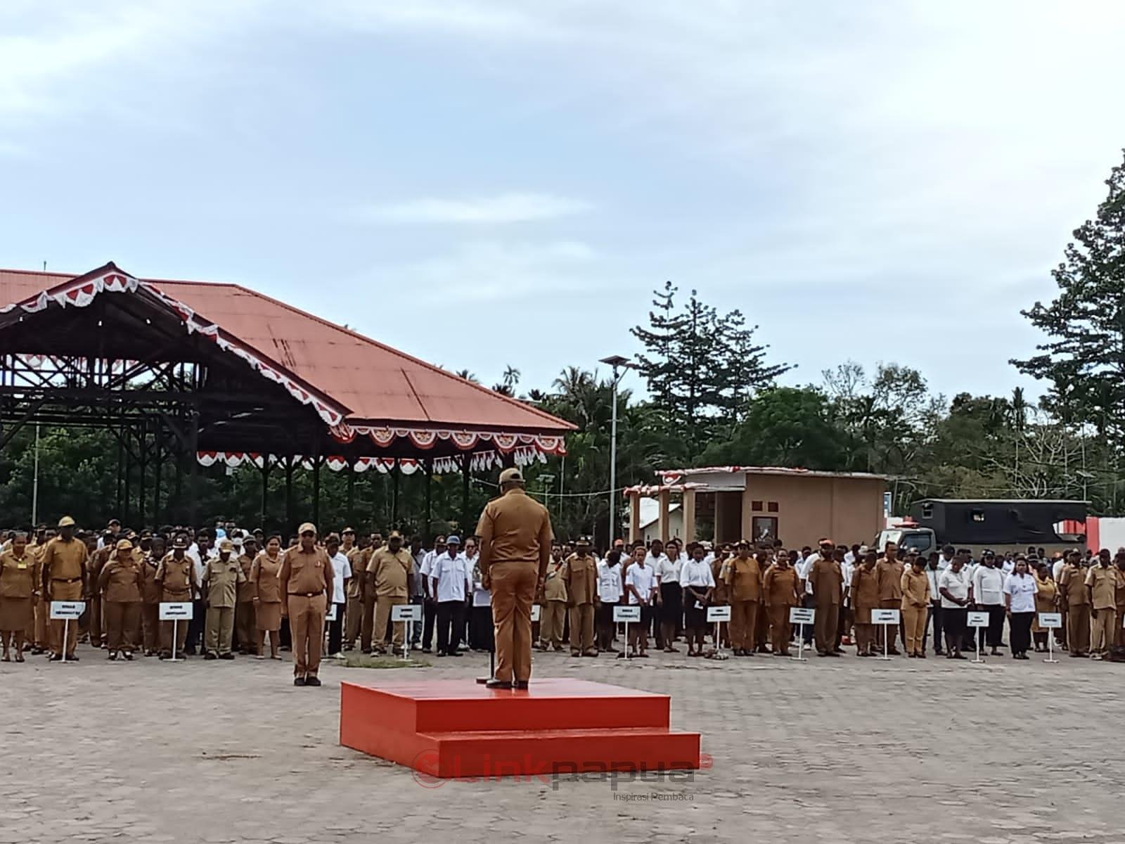 FA5D64B0-9327-4909-B010-DE55016F8579