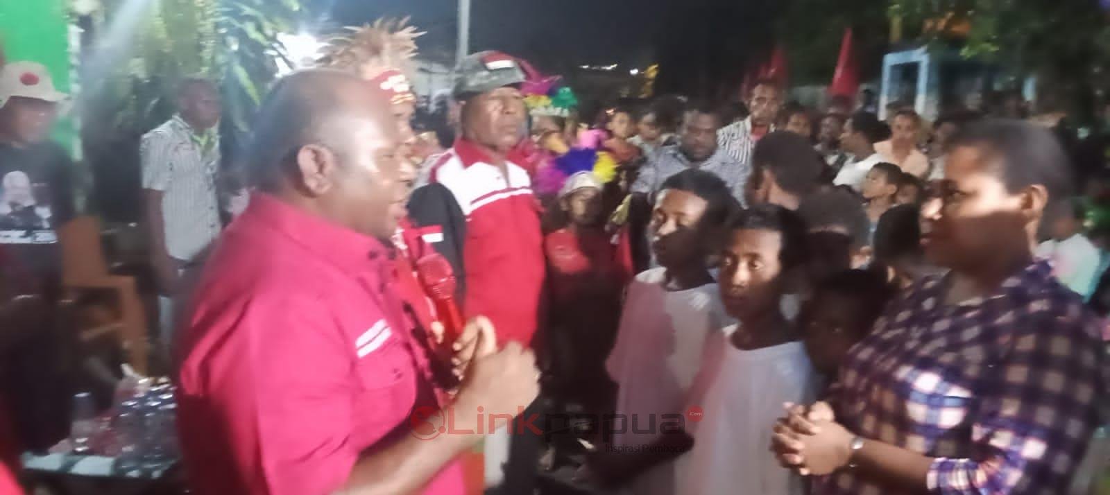 7E504EA8-414D-47BB-AC22-DDAD768DDCA7