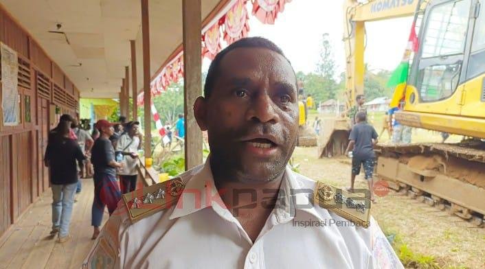 877F5E1E-BCC1-4813-B4B9-8E7CF8EA2B1A