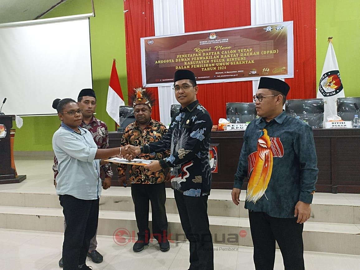 BD560D3F-5F49-47AD-82E2-AE7EE83E95DE