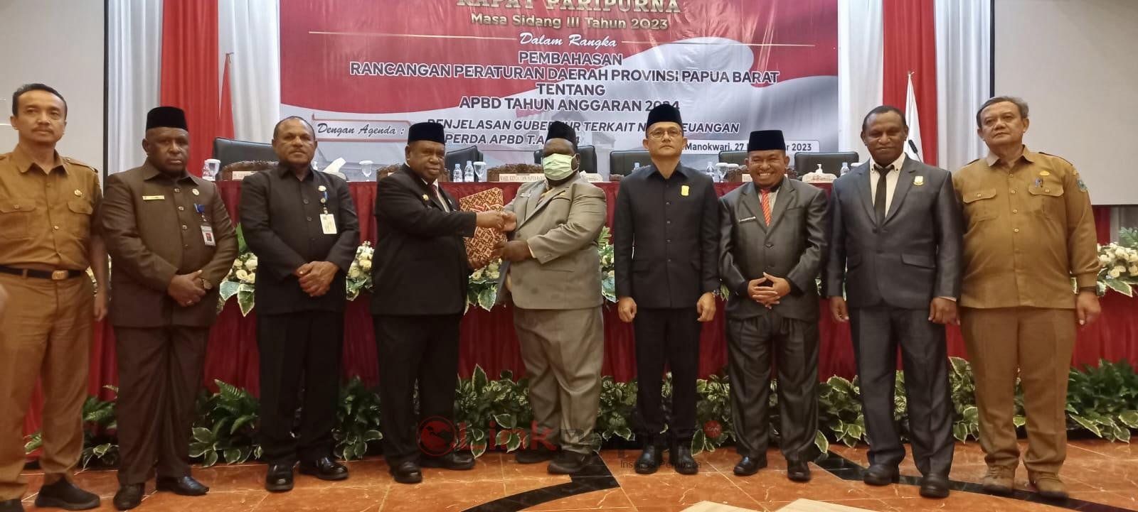 CB8828E2-408B-41A5-928F-22306BAF112A