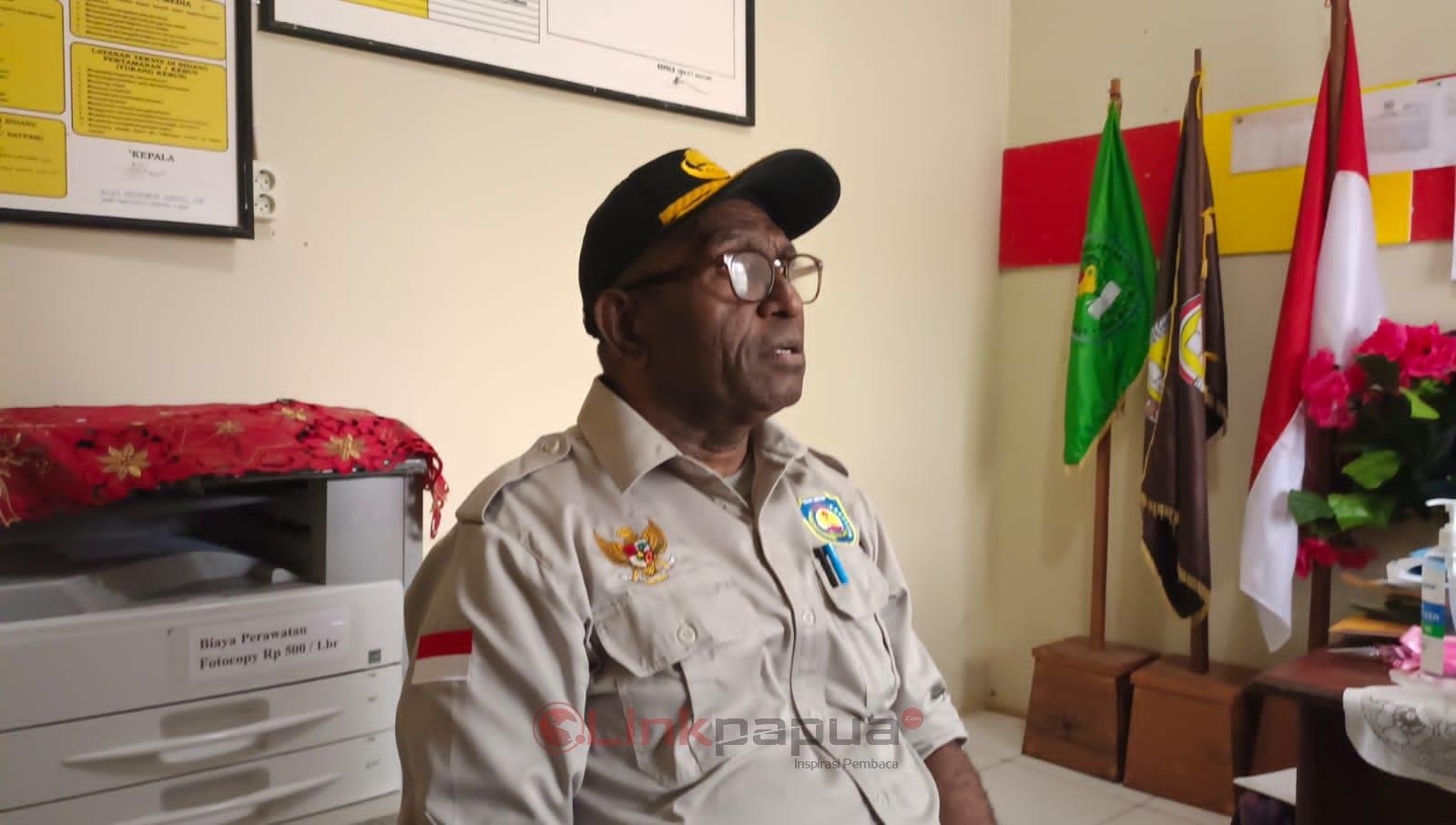 43121972-AF06-424C-B77E-99A94DC3DEC1