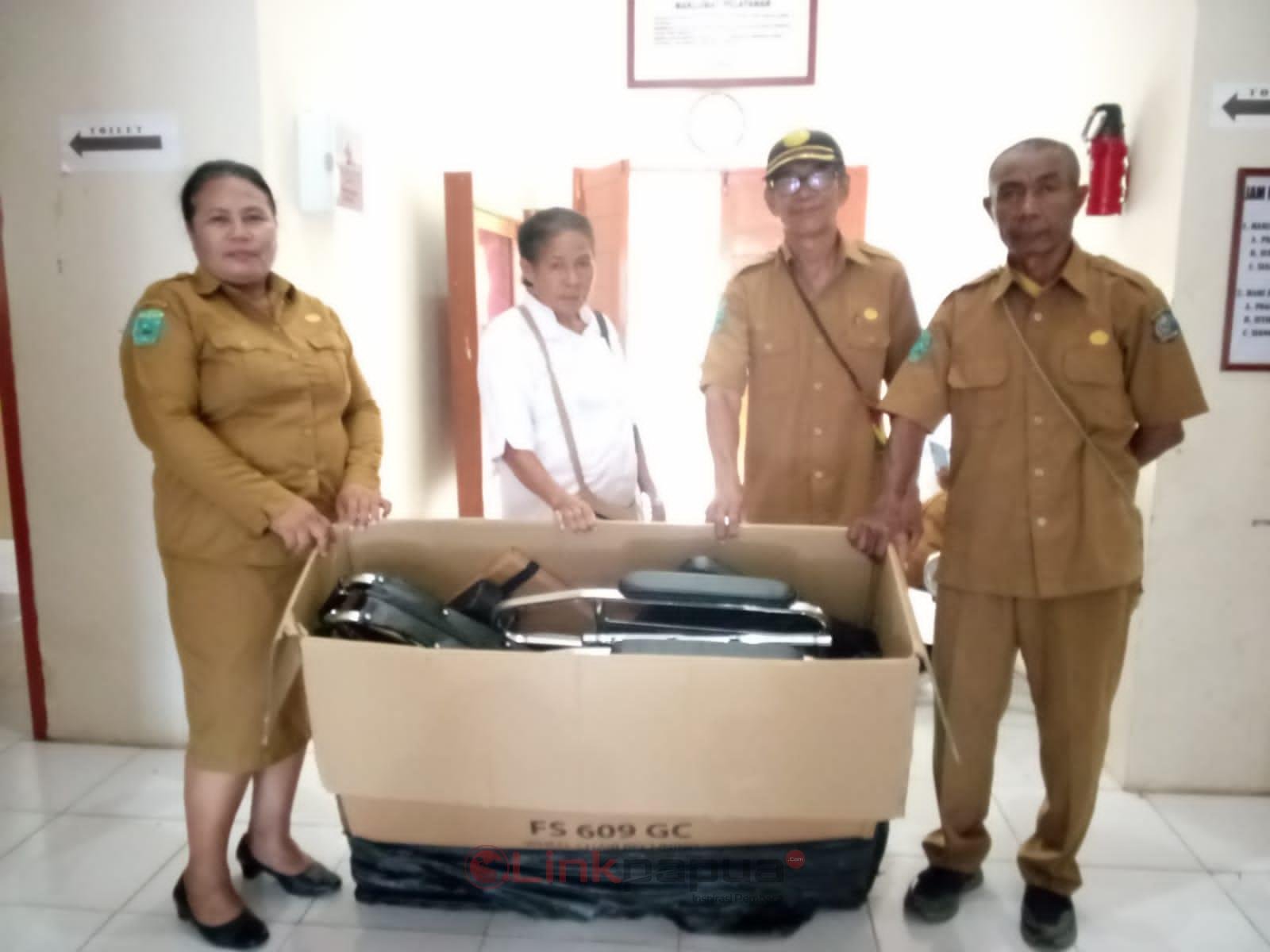 A6D6D250-6C17-482C-A2F6-B4055D3E43E1