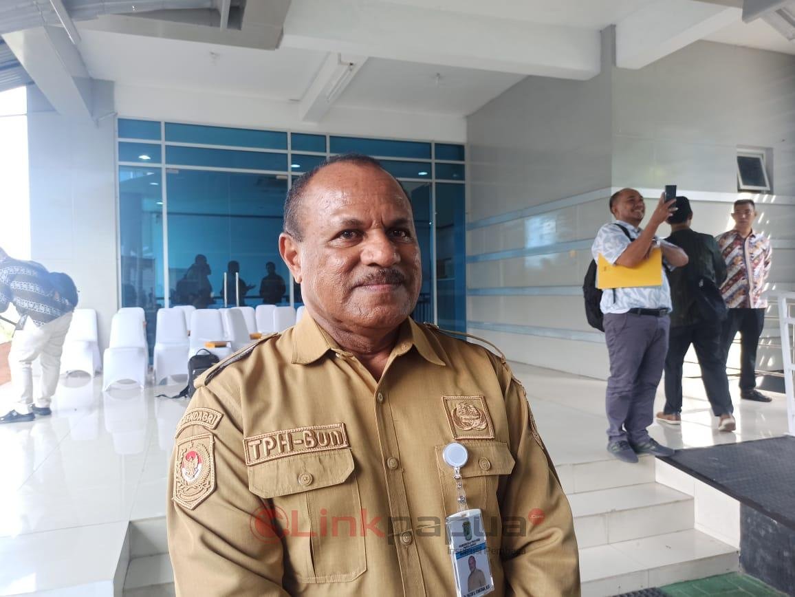 0DCAF7AA-9C9D-45AA-AA7C-AABB26F0E987