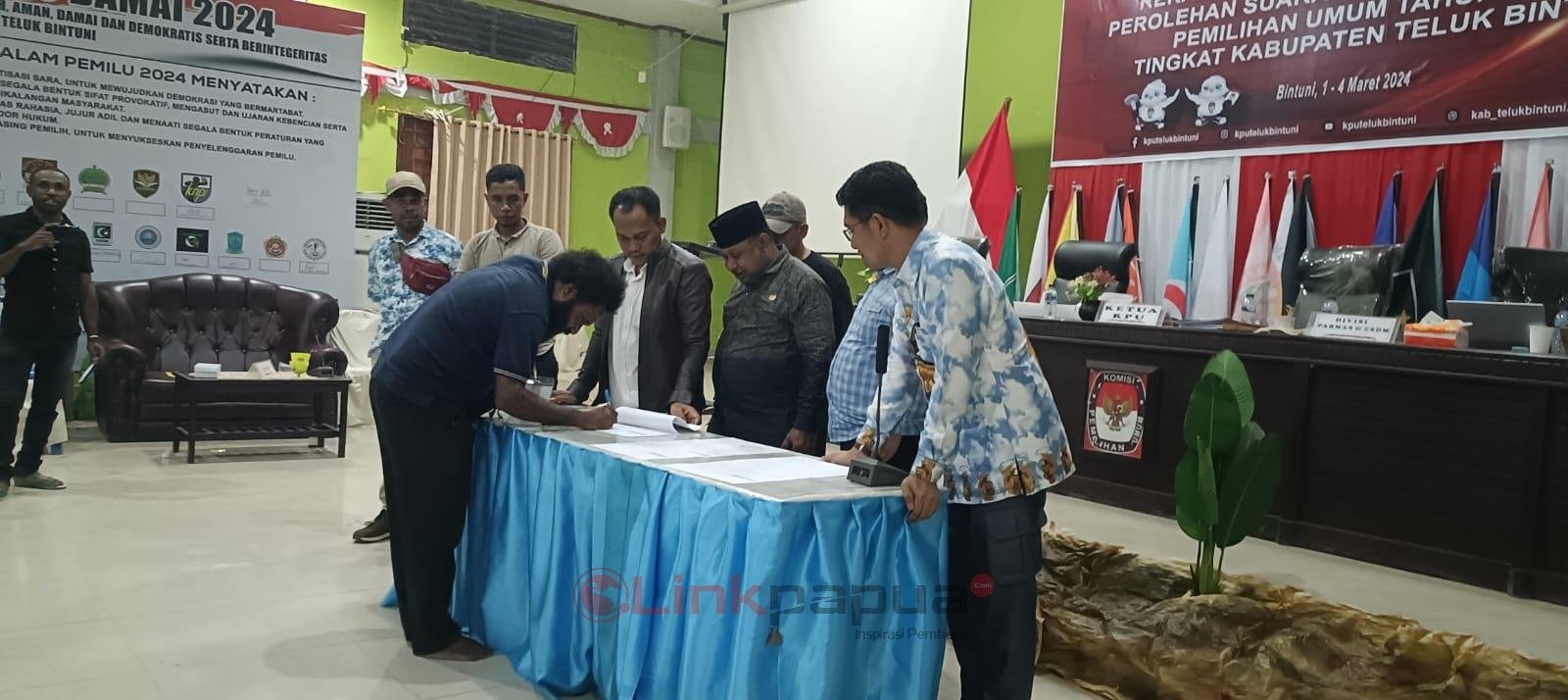 D4FEA16F-23E2-43CB-9FF7-E5A712D52746