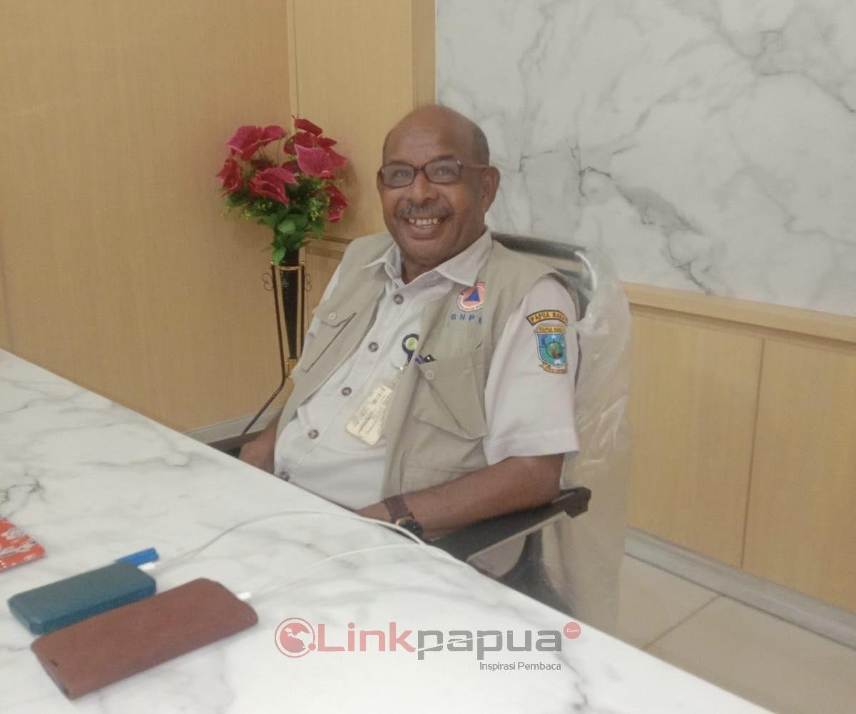 EF4B9DCA-D0EB-444A-AF0A-88C0B9586F46