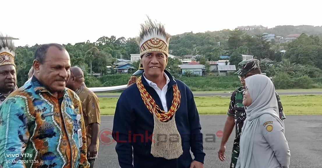 23328B7D-C91C-4D32-B3B9-7014A03777FA