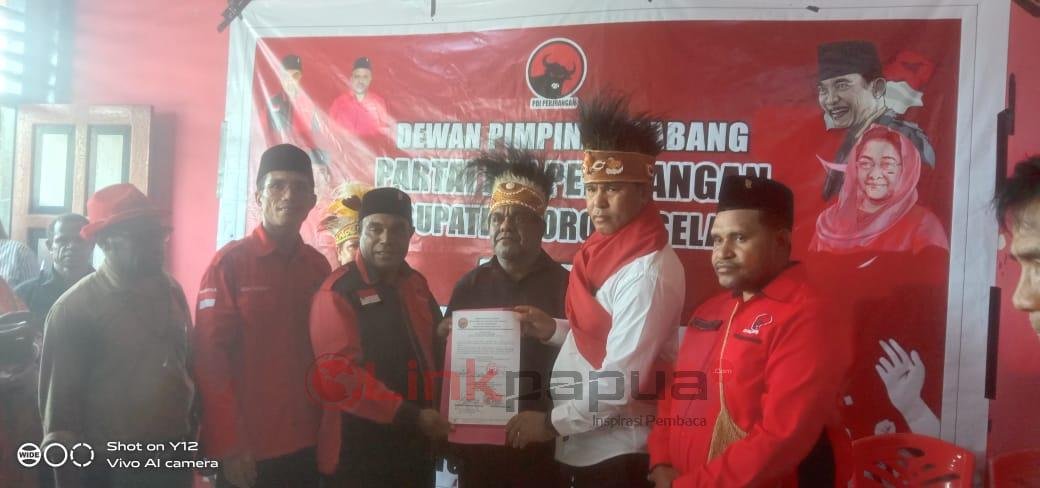 38EE635D-8043-49FB-886A-CFE2803BFBA4