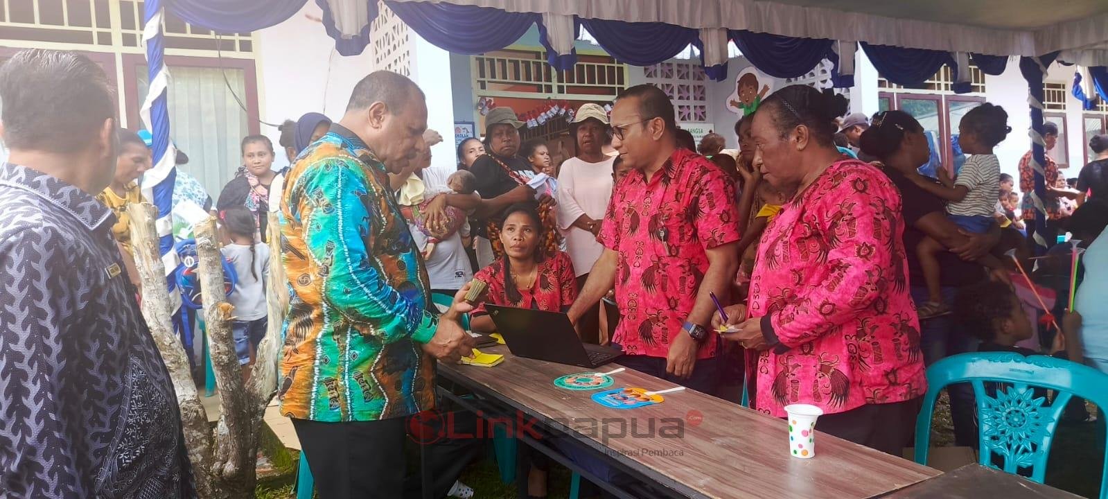 591CB53D-4AA3-43F8-AC9D-C1F100AEB93C