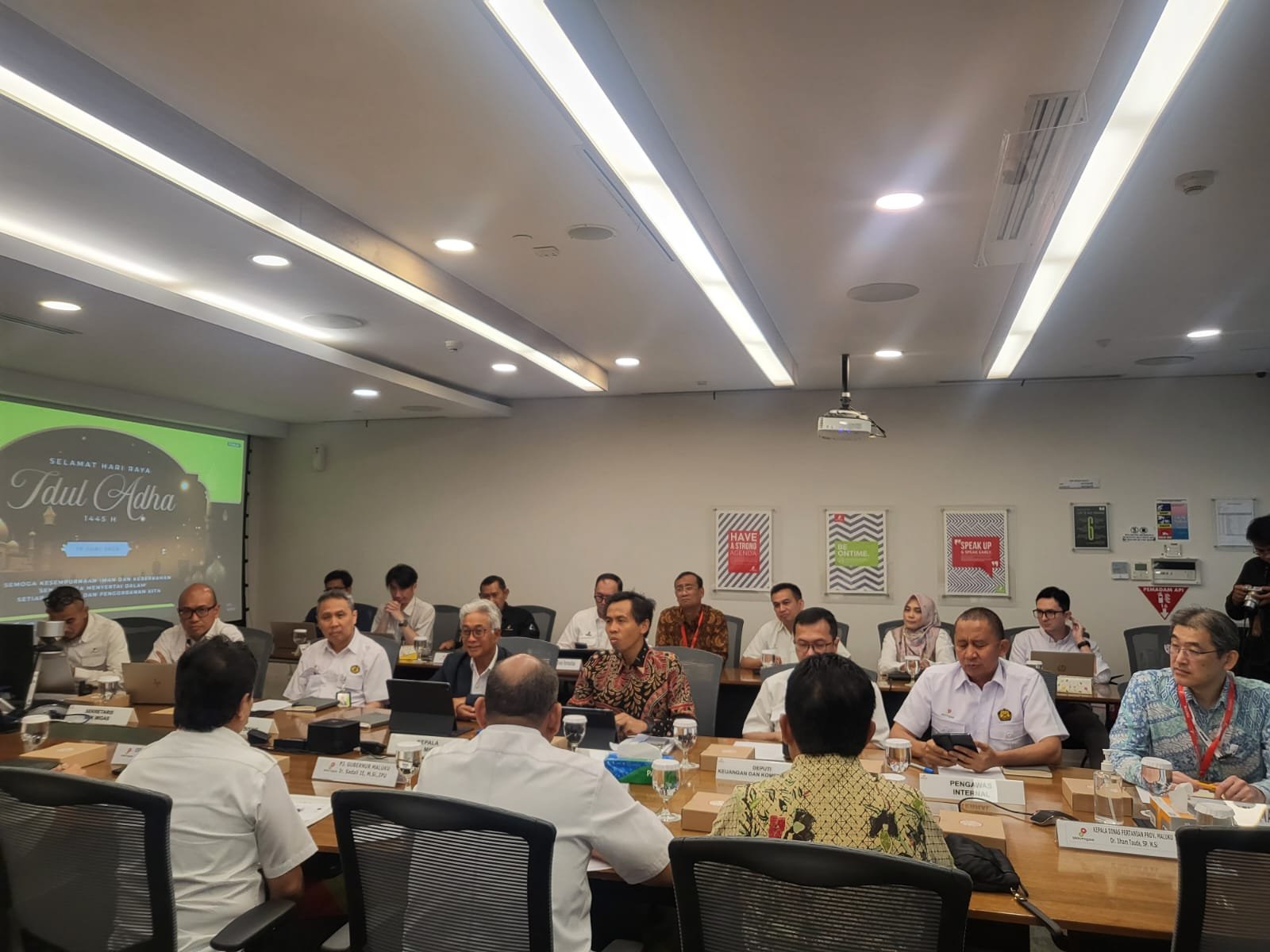 8744235B-847C-4EE0-BF40-0878EB081643