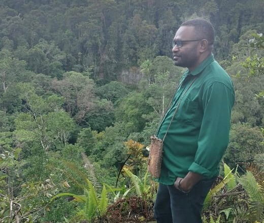 C076F1A8-9193-49D3-967E-E66AE75A0589