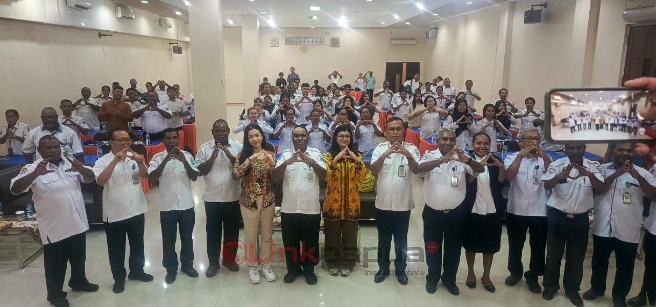 483144D1-E123-4085-8D64-8125FCD90F5F