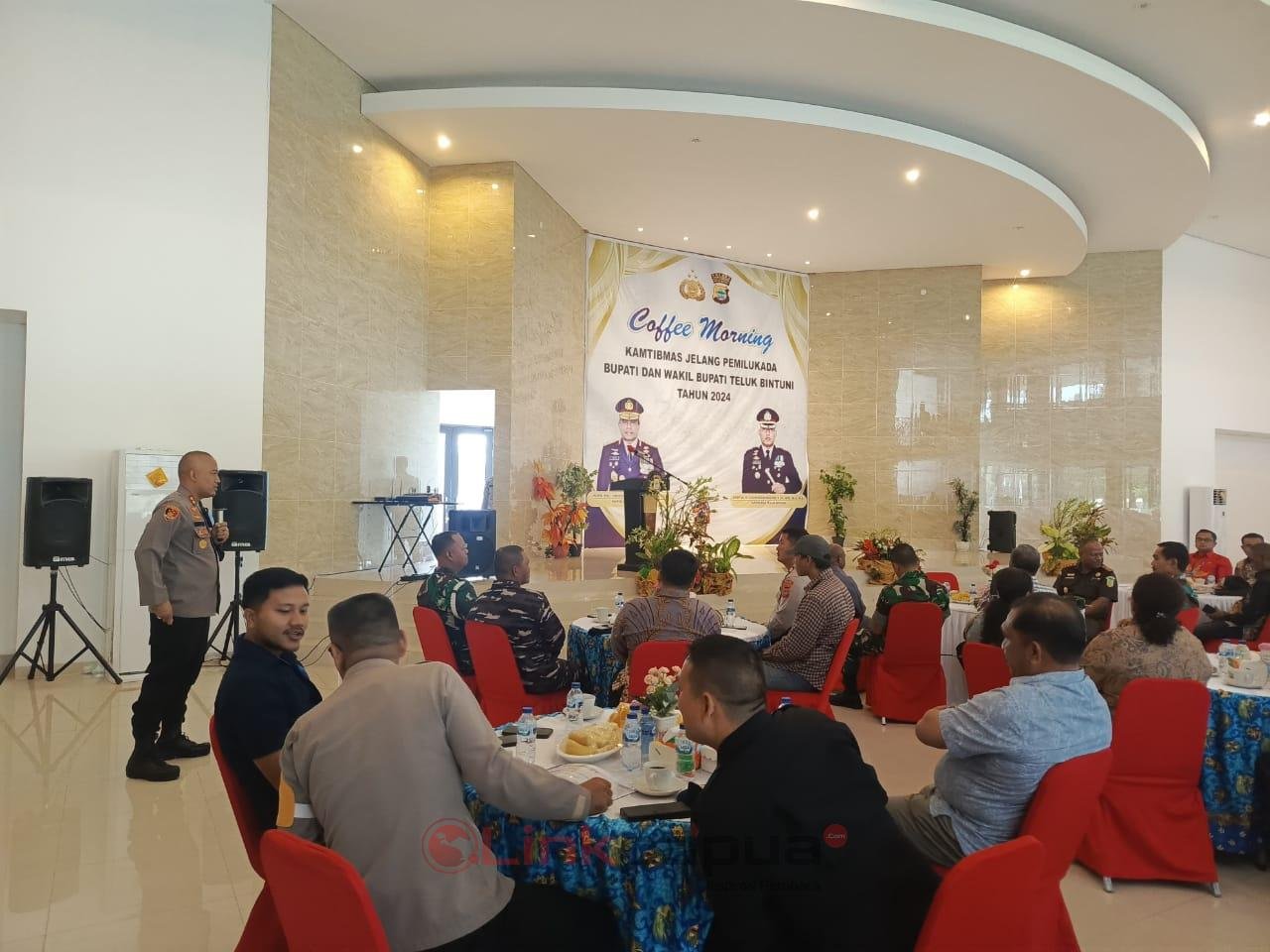 5C4B4A20-88EA-47FB-885F-271B985B6205