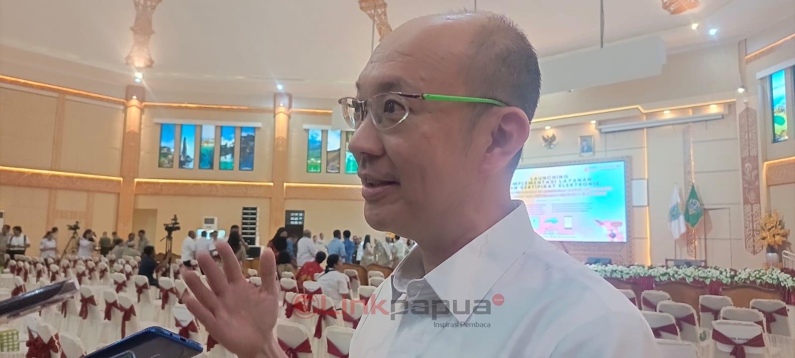 89581889-BD26-4D7F-827F-695924A0932F