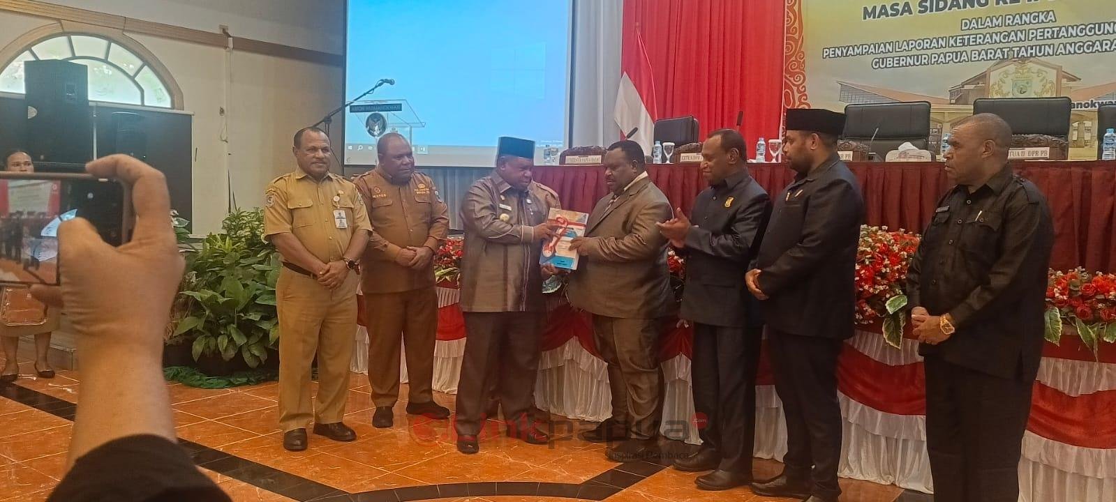 1899045D-ECD8-4503-975B-B86CC55B672C