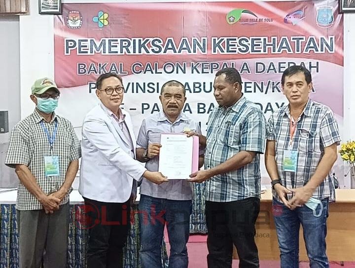 E7DF4BFD-79D3-4D94-8003-6FBA3032BA1B