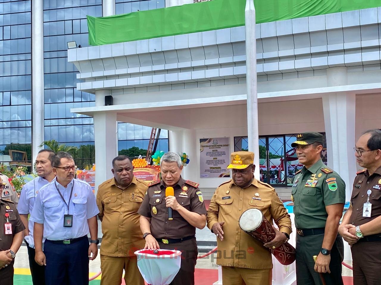 039a8e50-19c8-4f04-ba45-cbe232834592