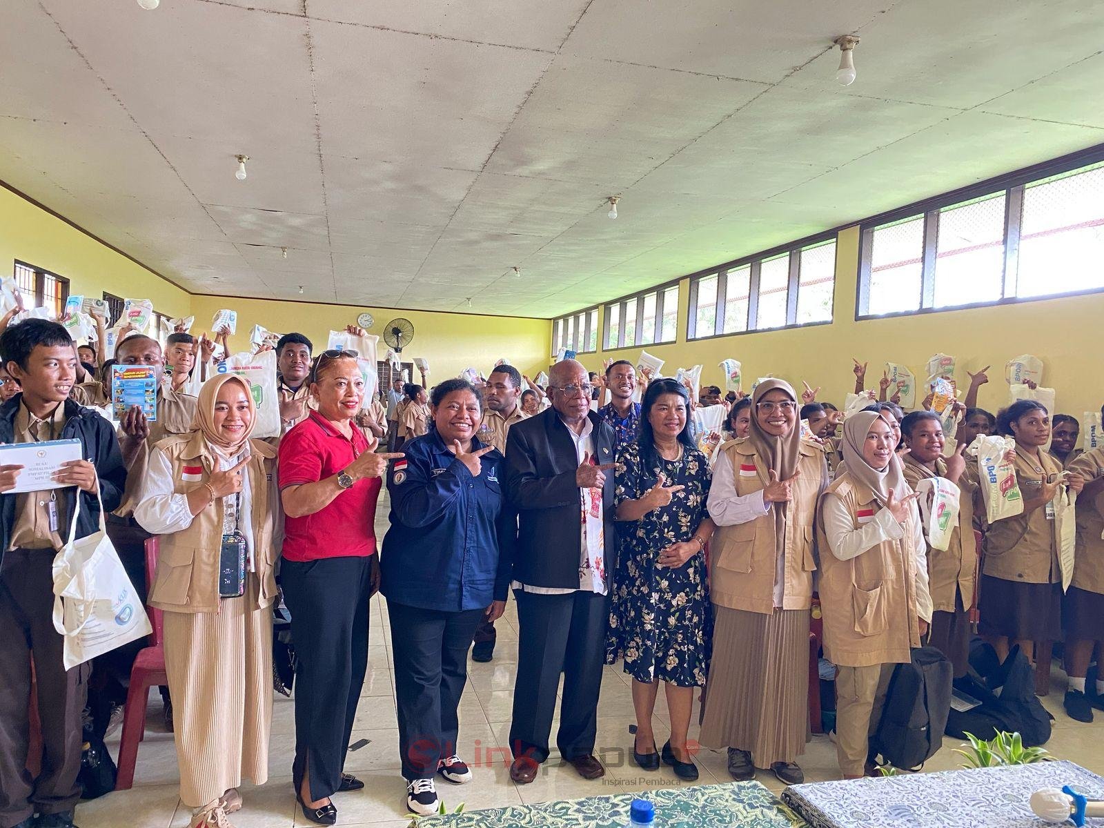 661f5bc4-0dc3-4406-b00e-6bd3839e93a5